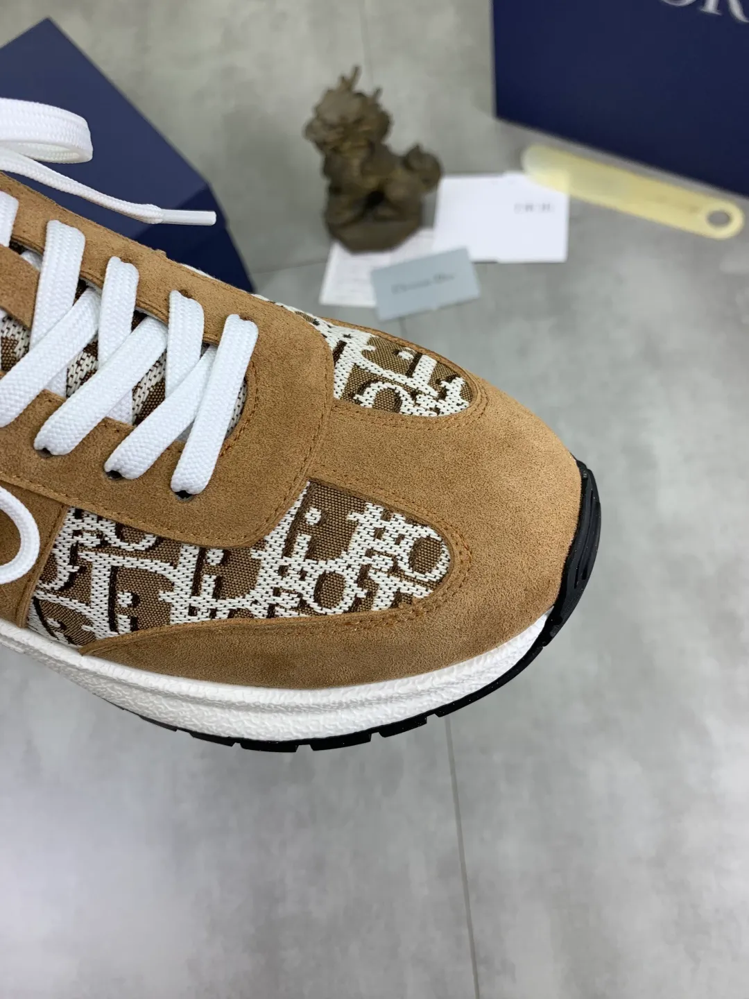 Men's Men's Shoes💰P440💰[New Style]🆘[Dior] 2025 Dior Original Lace-up Low-top Men's Shoes Classic casual shoes 🔥This model is the official classic model, with high quality and made by famous original designers. It is made of high-quality cowhide with original materials➕comfortable and breathable mesh lining➕pigskin insole. The perfect last shape and generous and fashionable design have attracted many consumers and are suitable for drivers to drive🚗. What you want is the best quality in the market. Color: seven colors. Code number: 38--44 (45 46 customized)